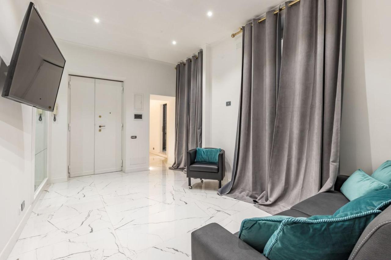 Trevi Luxury Apartment Jacuzzi Roma Esterno foto