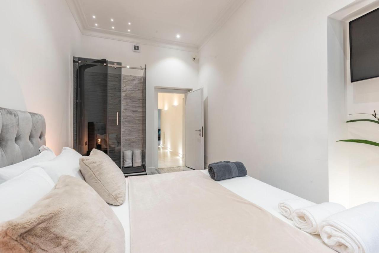 Trevi Luxury Apartment Jacuzzi Roma Esterno foto